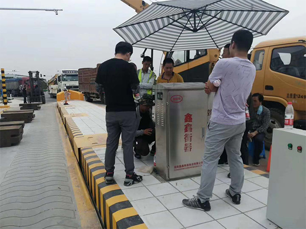 整车式动态汽车衡